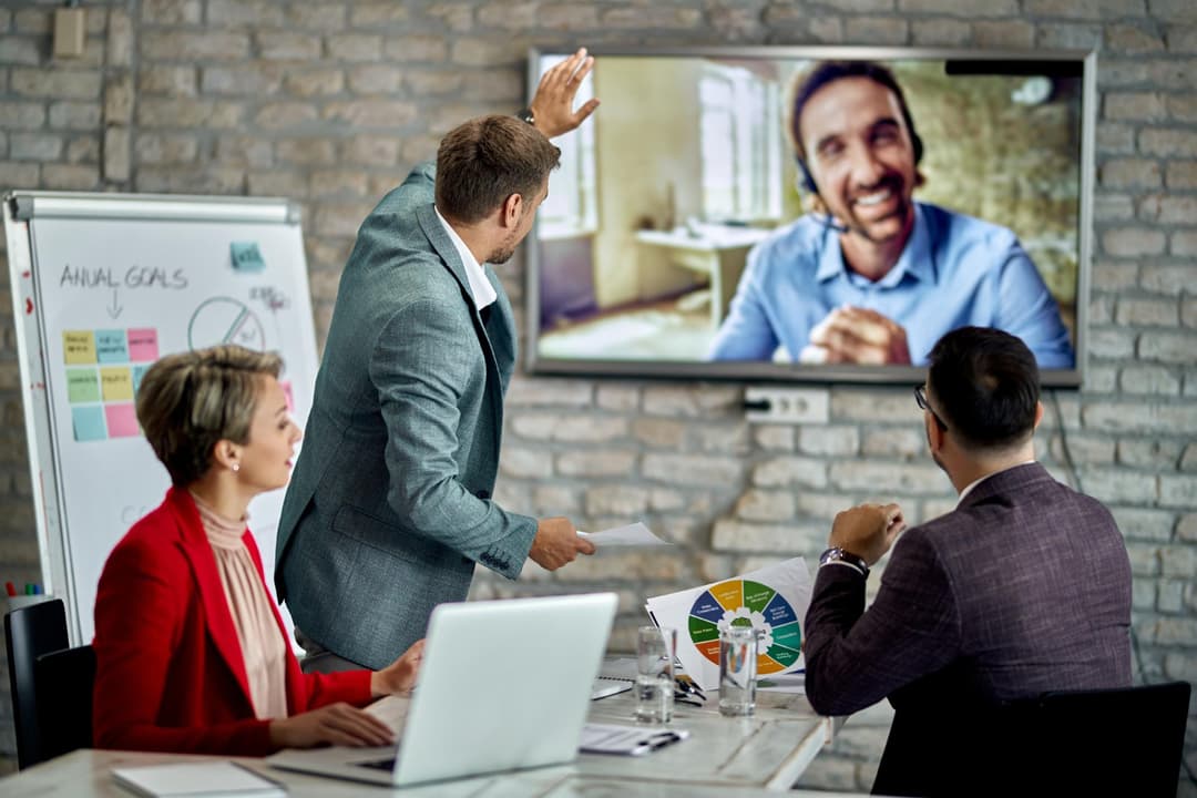 How Businesses in Dubai Use Video to Improve Brand Communication